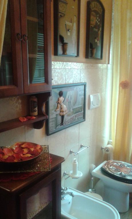 Romantic & Artistic Apartment Milánó Szoba fotó